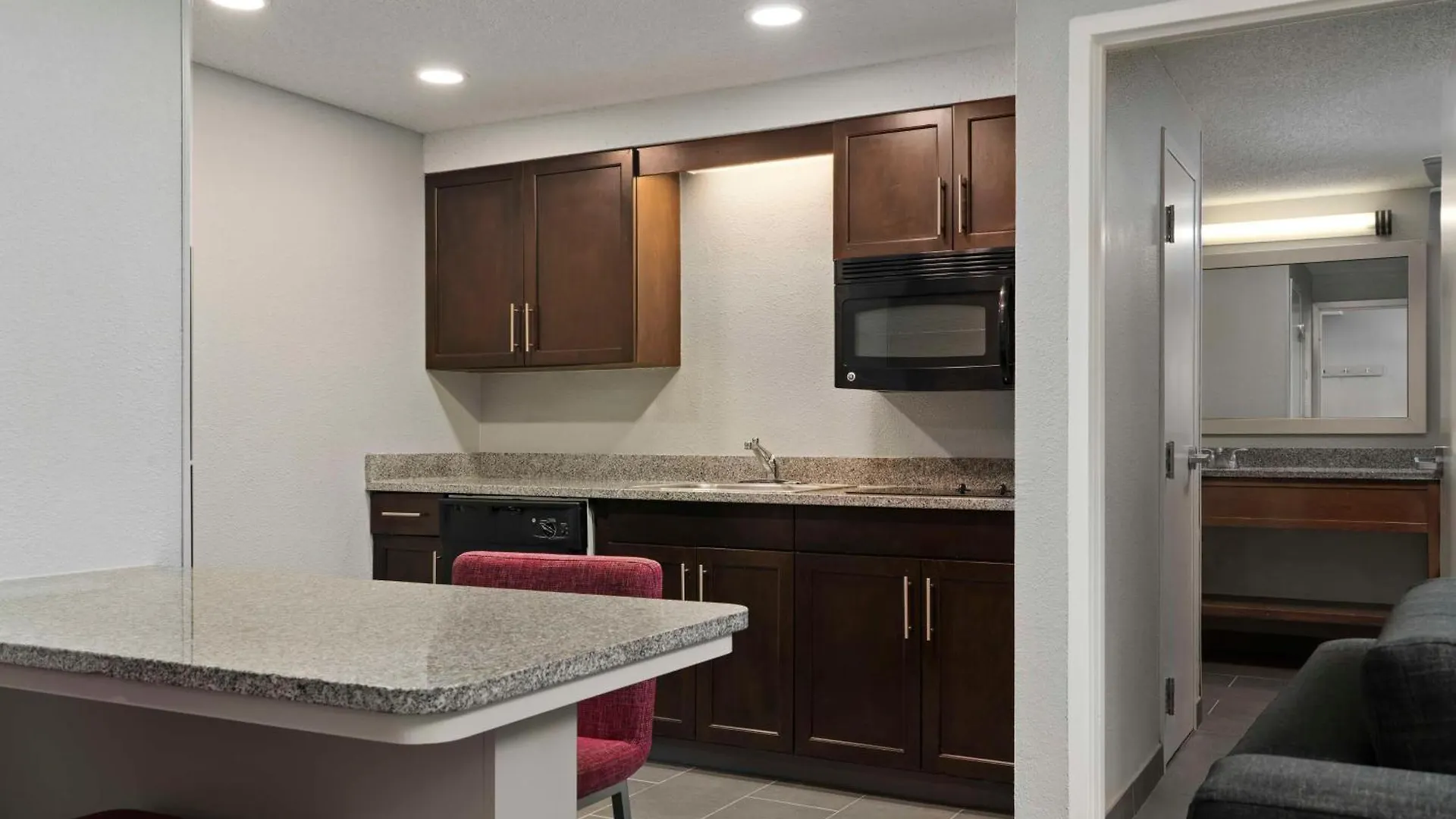 Hotel Hampton Inn & Suites Newport News-Airport - Oyster Point Area