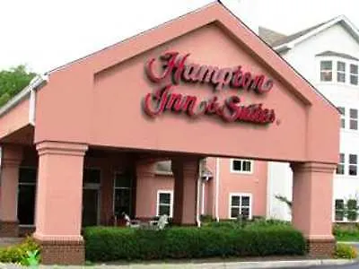 Hampton Inn & Suites Newport News-Airport - Oyster Point Area